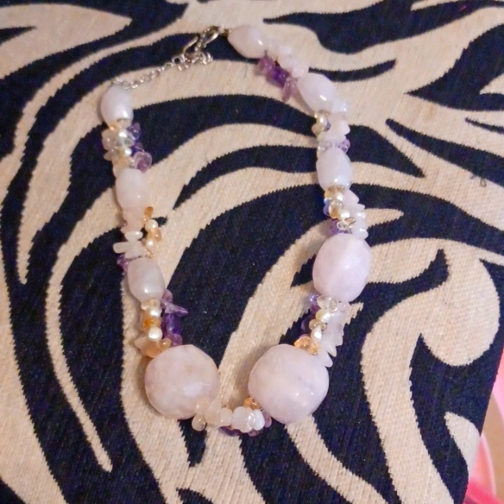 NECKLACE, AMETHYST  GENUINE COLD STONES,  NWOT 28.5mm